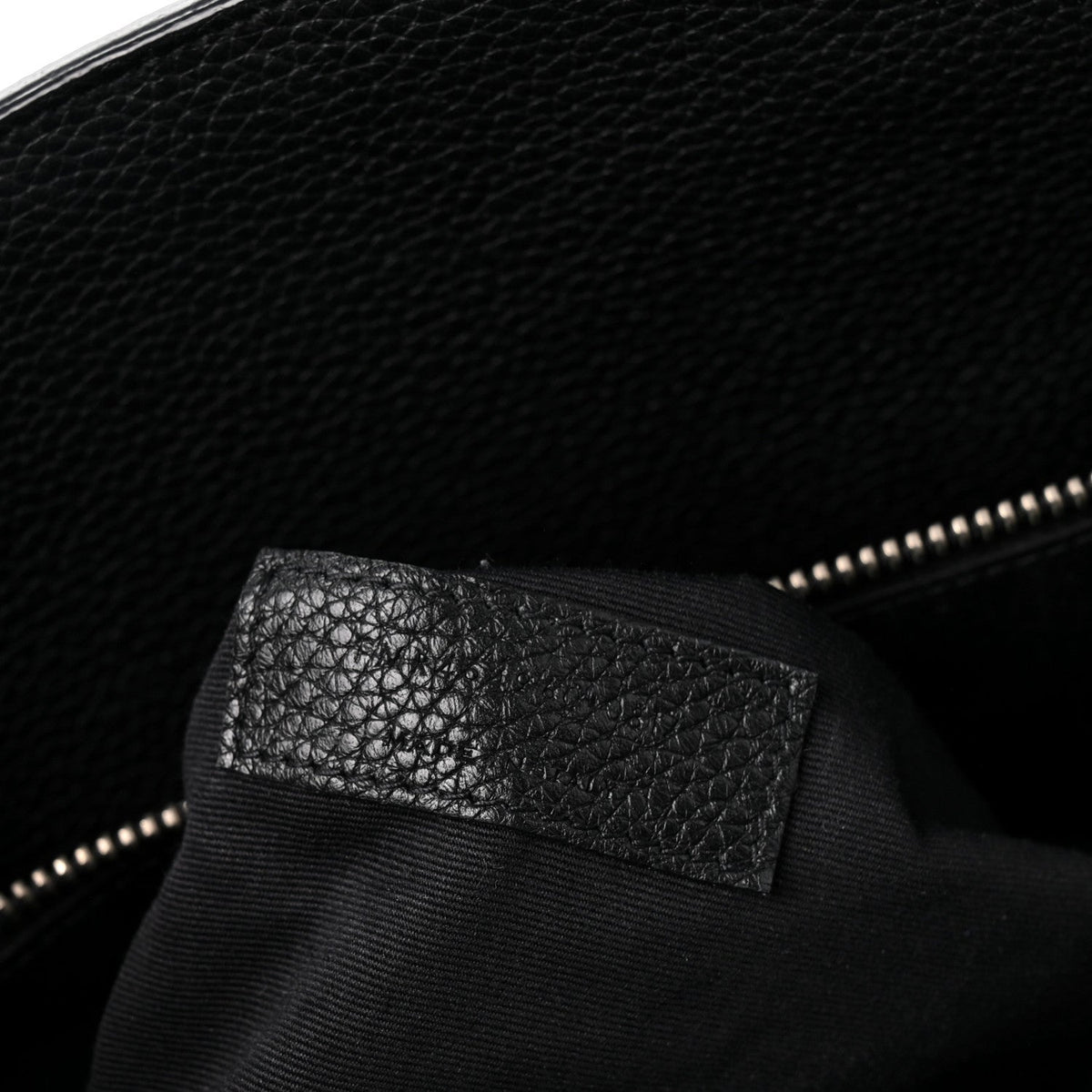 Grained Calfskin Small Supple Sac De Jour Black