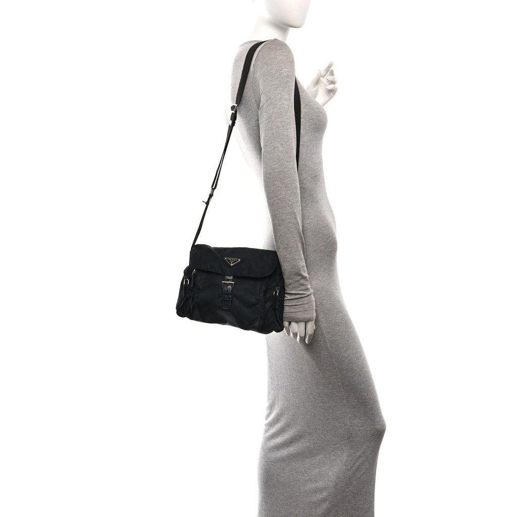 Tessuto Nylon Saffiano Small Vela Messenger Black