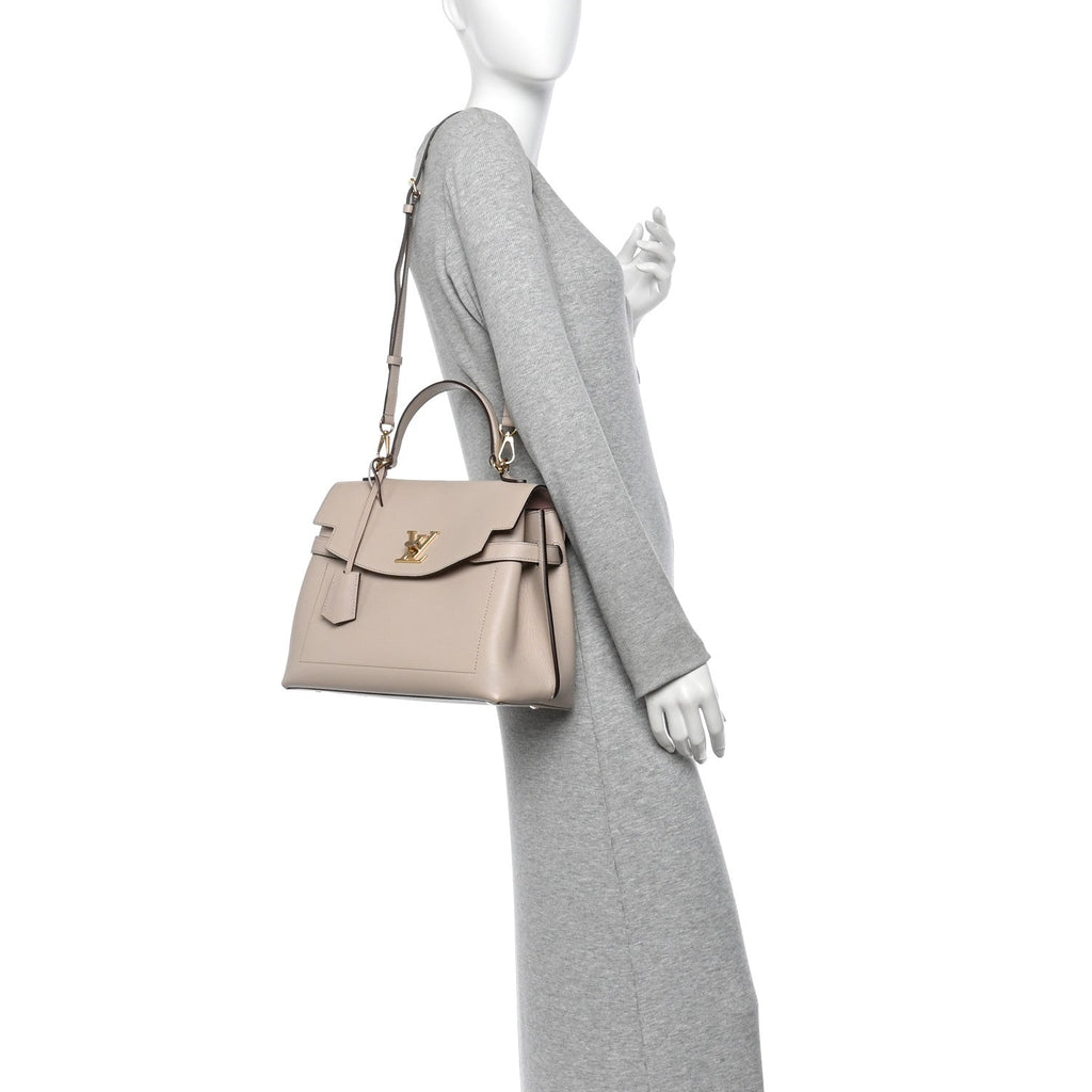 Soft Calfskin Lockme Ever MM  Greige