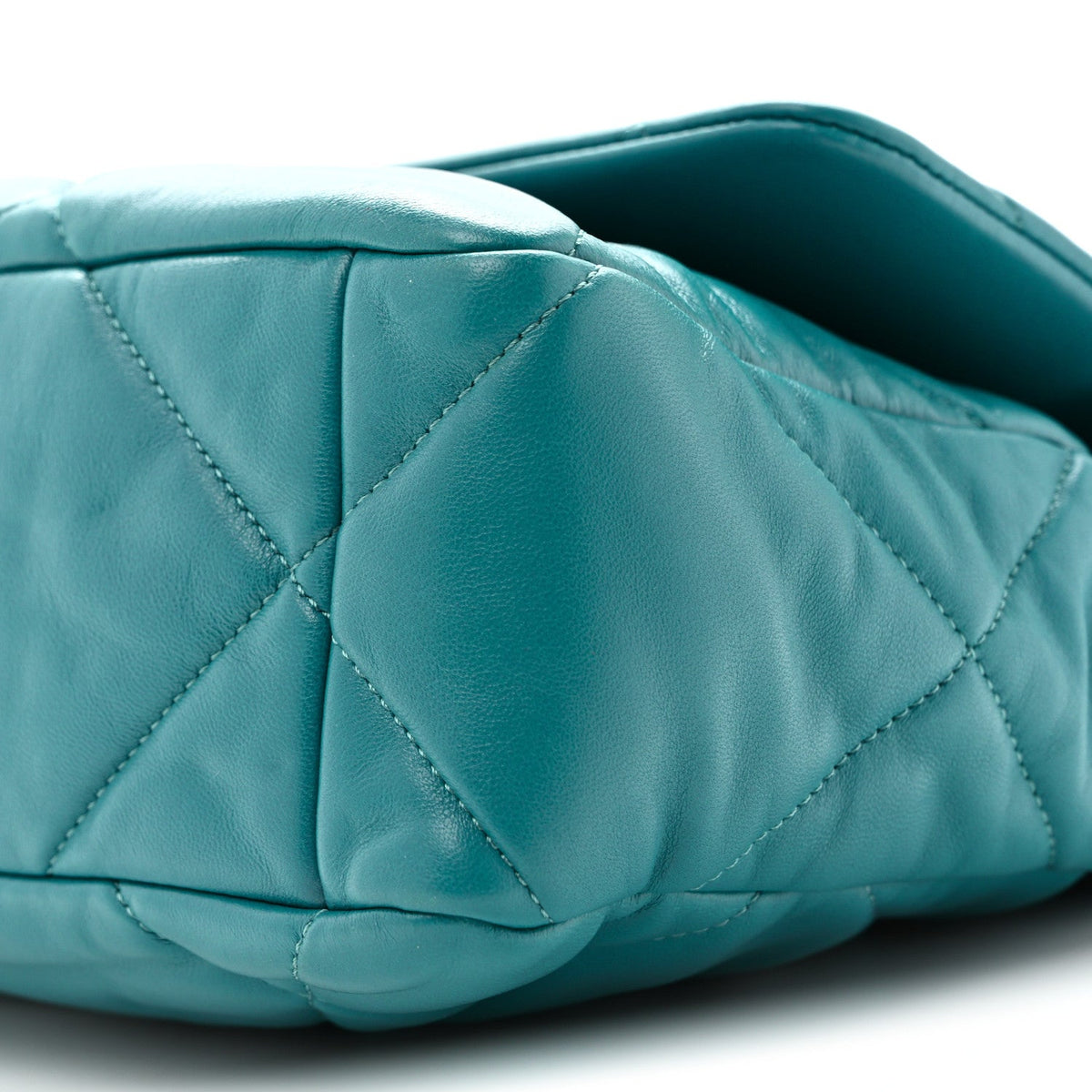 Lambskin Quilted Large Chanel 19 Flap Dark Green