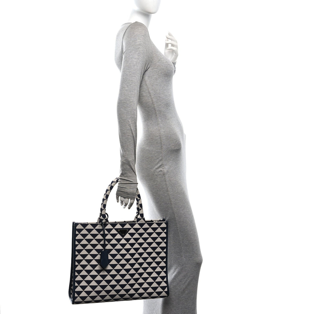 Jacquard Saffiano Triangolo Symbole Embroidered Large Tote Baltico Talco