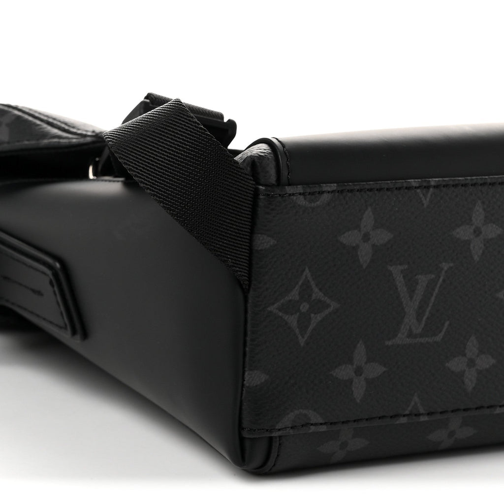Monogram Eclipse Voyager PM Messenger