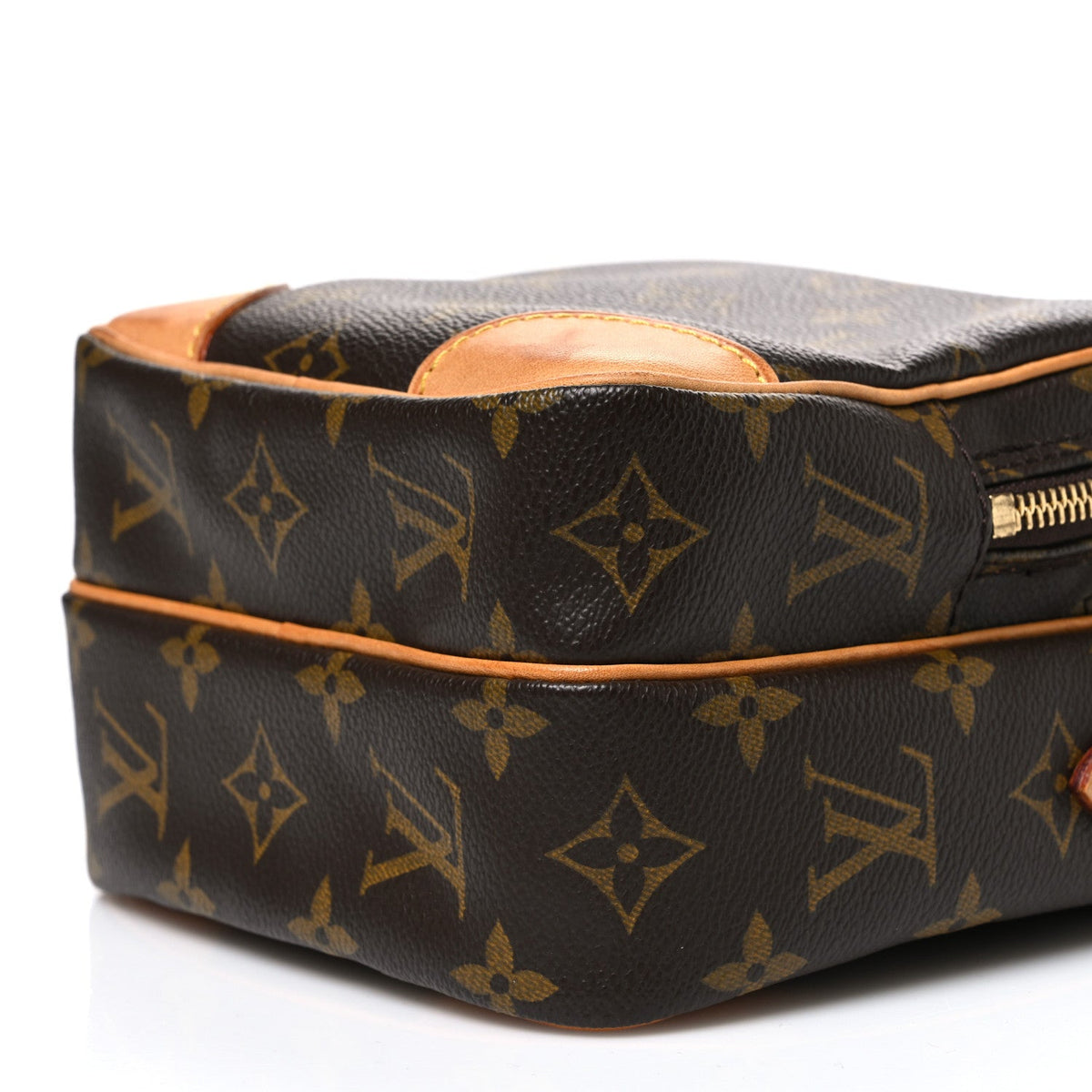 Monogram Amazone