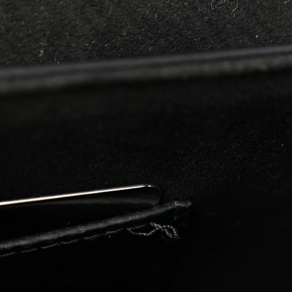 Epi Twist Shoulder Bag MM Matte Black
