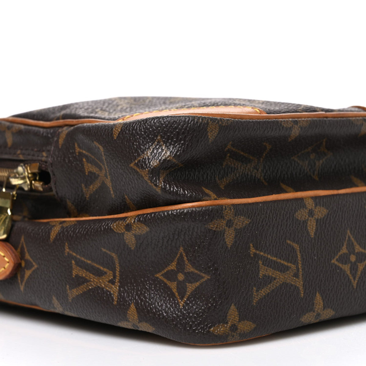 Monogram Amazone