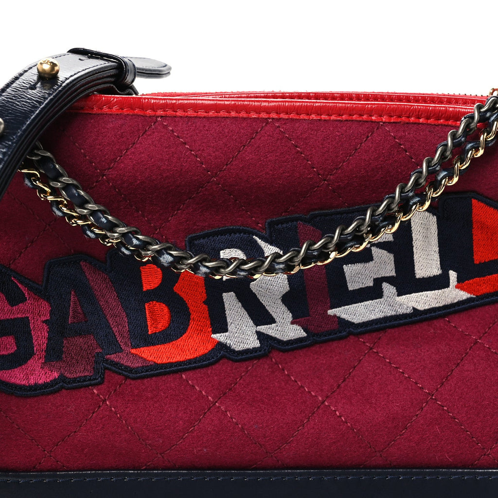 Wool Calfskin Quilted Medium Gabrielle Hobo Red