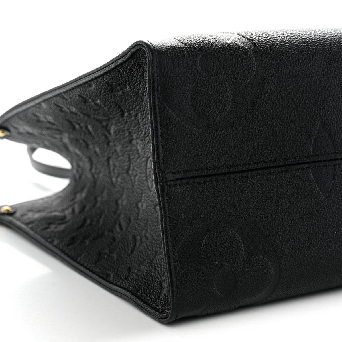 Empreinte Monogram Giant Onthego MM Black