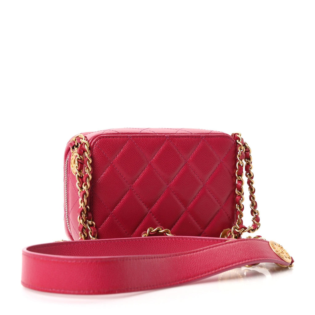 Caviar Quilted Twist Your Buttons Clutch With Chain Fuchsia