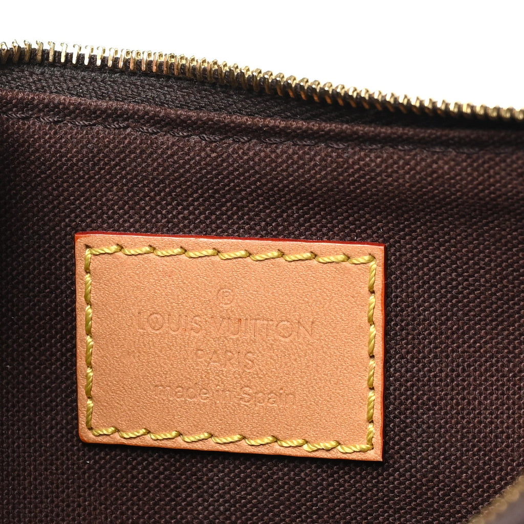 Monogram Liv Pochette