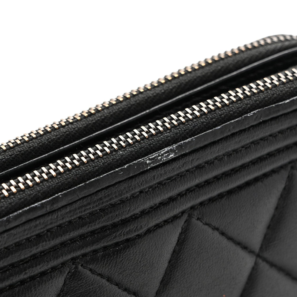 Lambskin Quilted Small Boy Clutch With Chain So Black