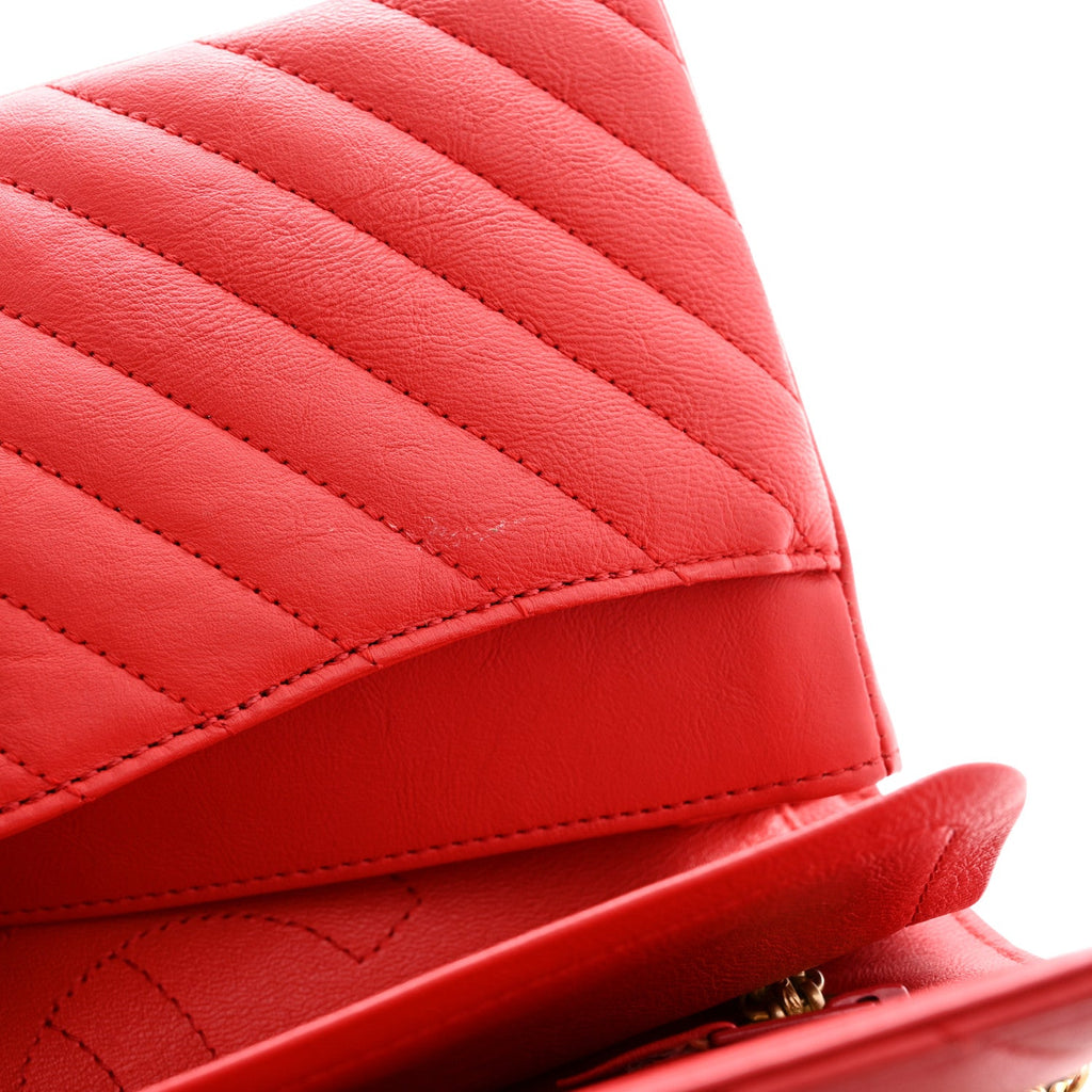Calfskin Chevron Quilted 2.55 Reissue 225 Flap Red
