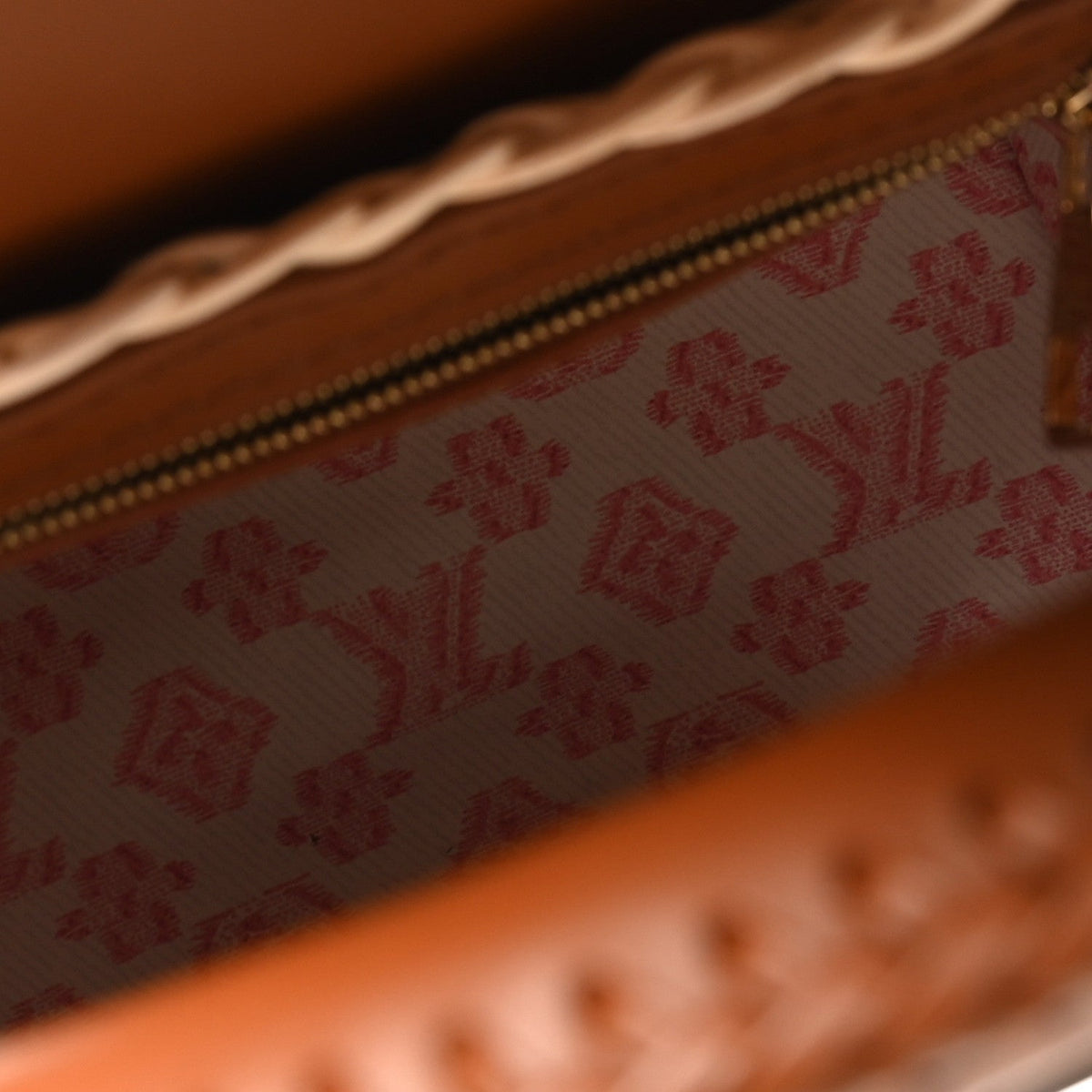 Rattan Calfskin Capucines Mini Brown