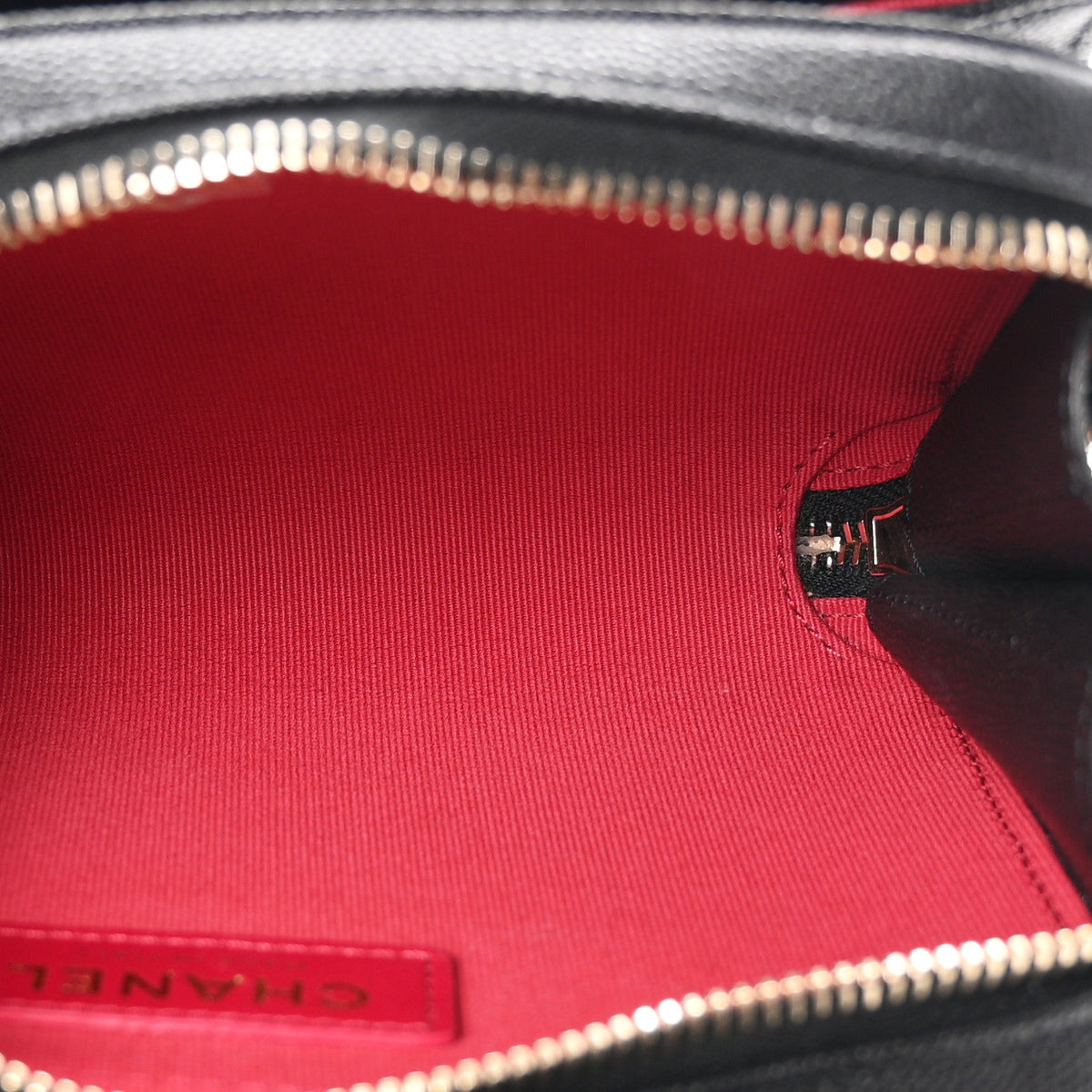 Caviar Quilted Like A Wallet Flap Black