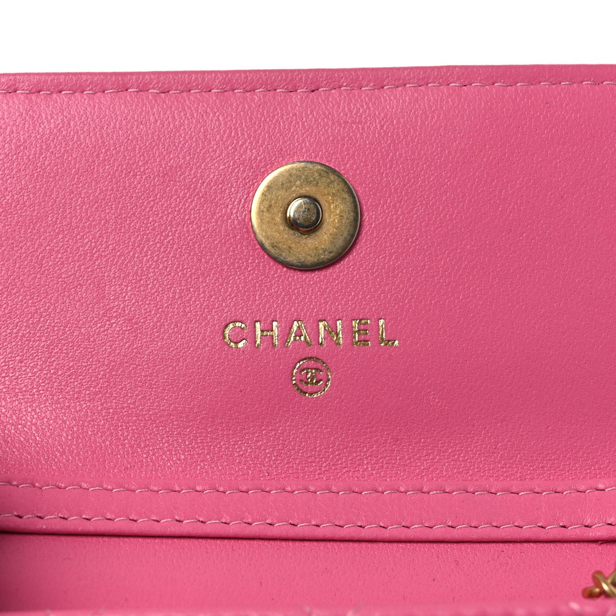 Lambskin Quilted Pearl Crush Clutch With Chain Pink