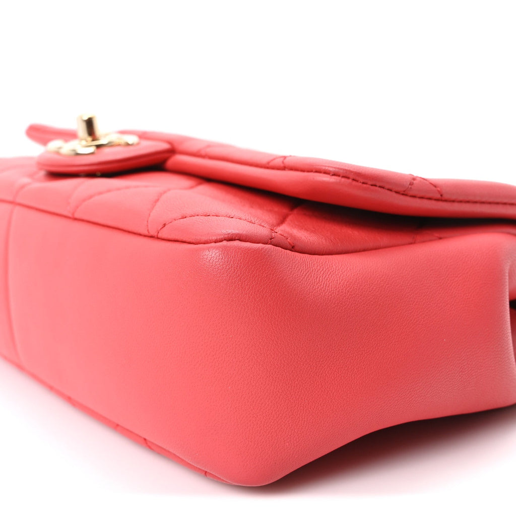 Lambskin Quilted Resin Bi-Color Chain Flap Bag Red