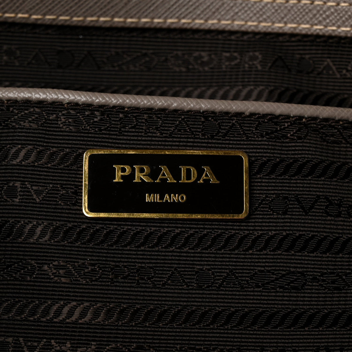 Saffiano Lux Large Tote Argilla