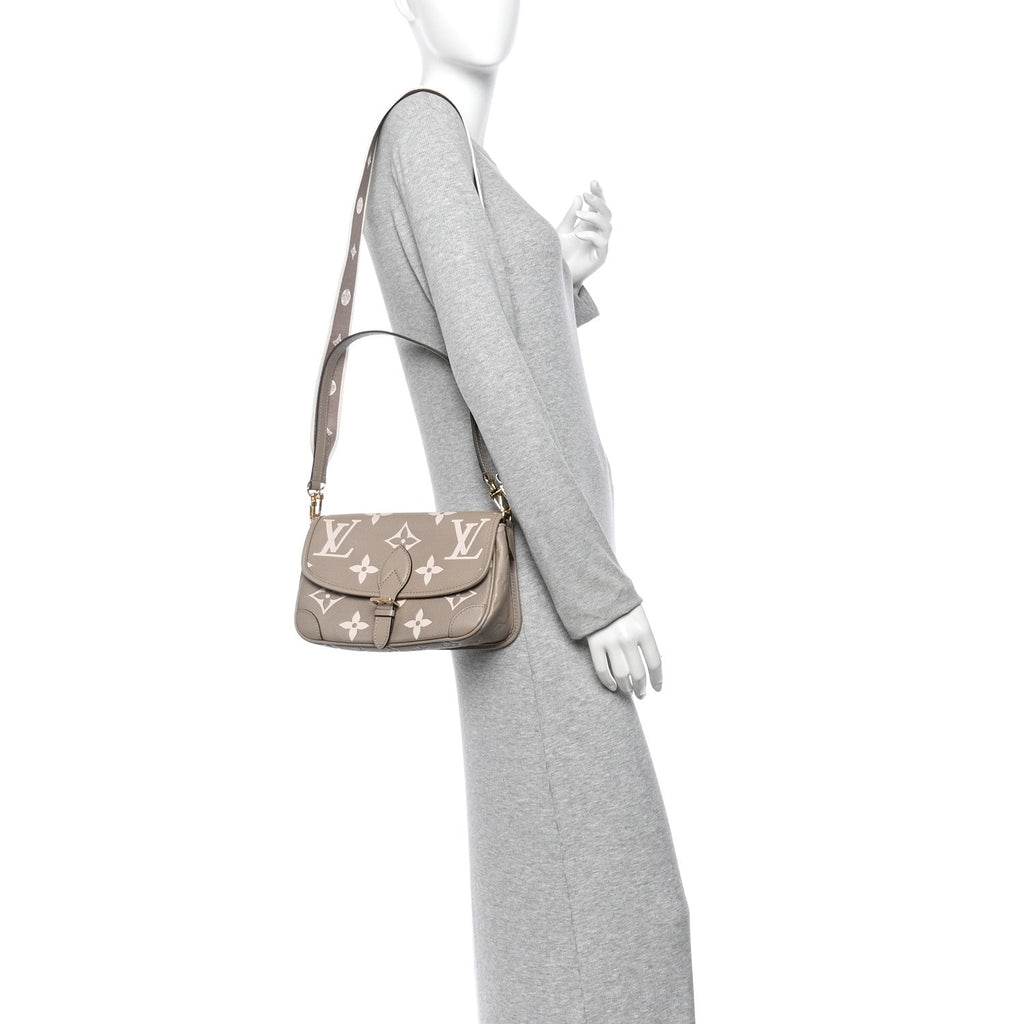 Empreinte Monogram Giant Diane Tourterelle Creme