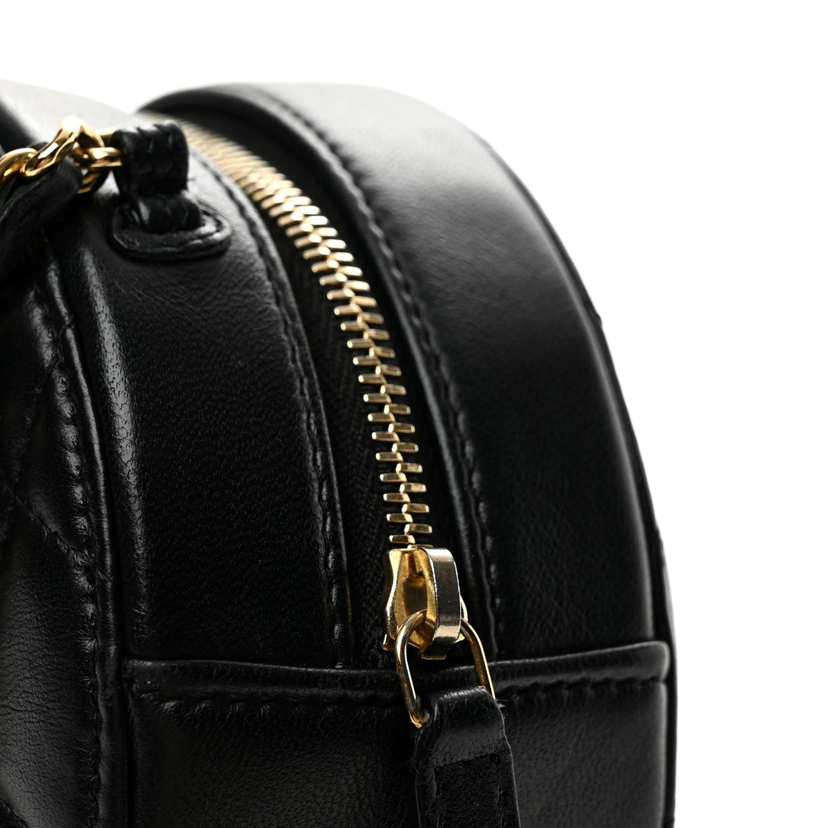 Lambskin Quilted Zirconium Round Clutch With Chain Black