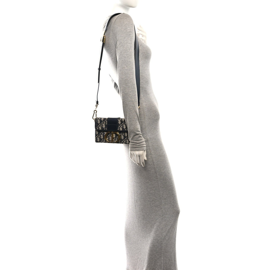 Oblique 30 Montaigne Box Bag Blue