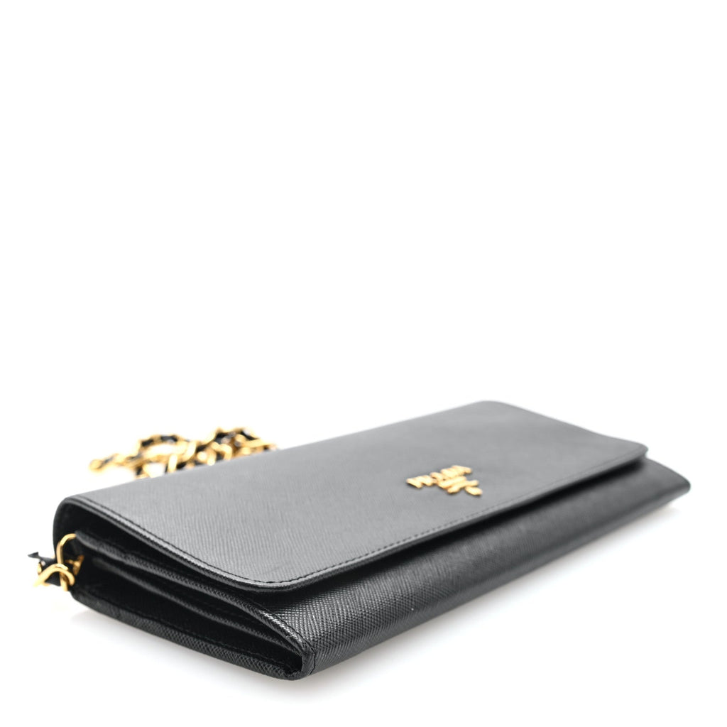 Vitello Move Metal Oro Chain Wallet Black