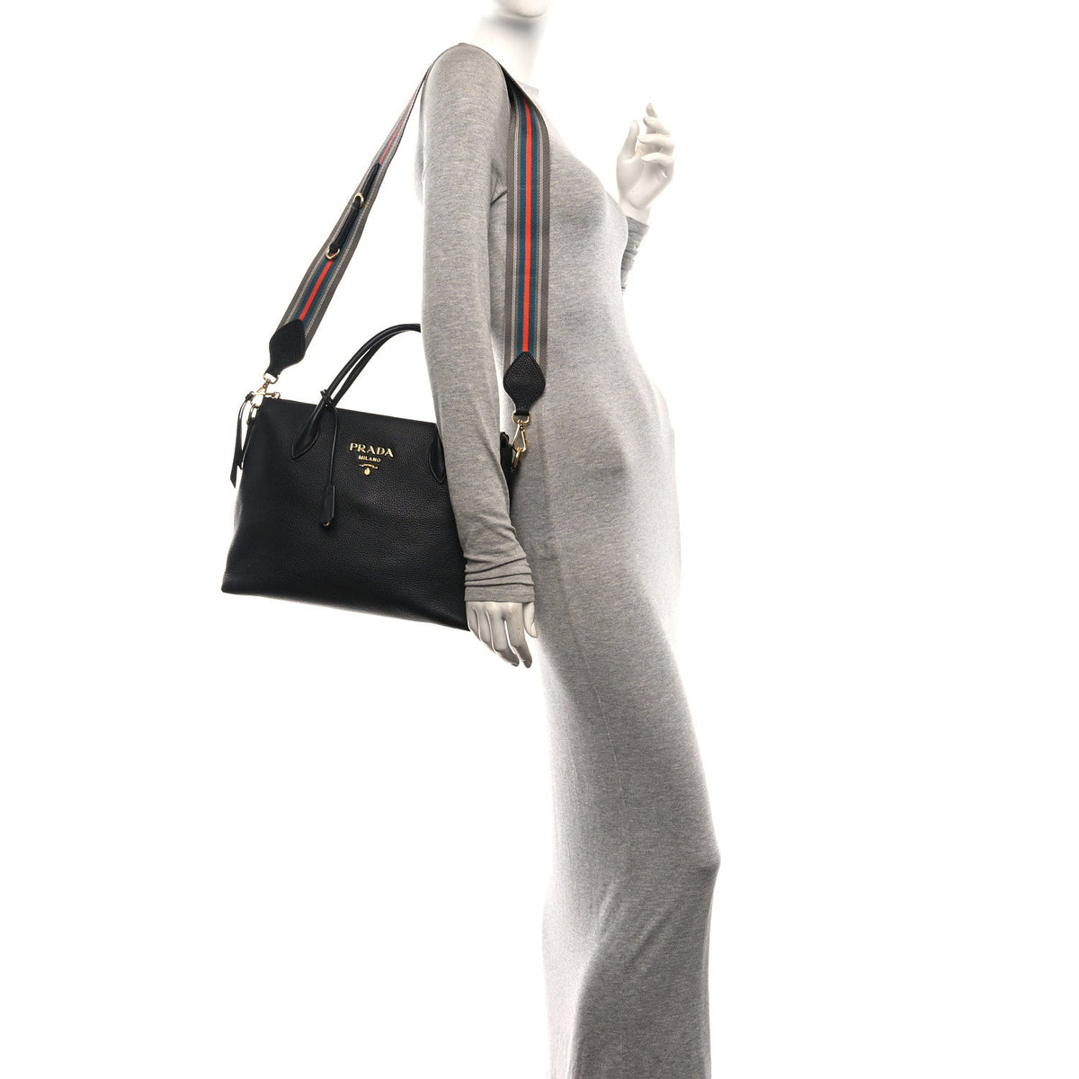 Vitello Daino Small Tote Black