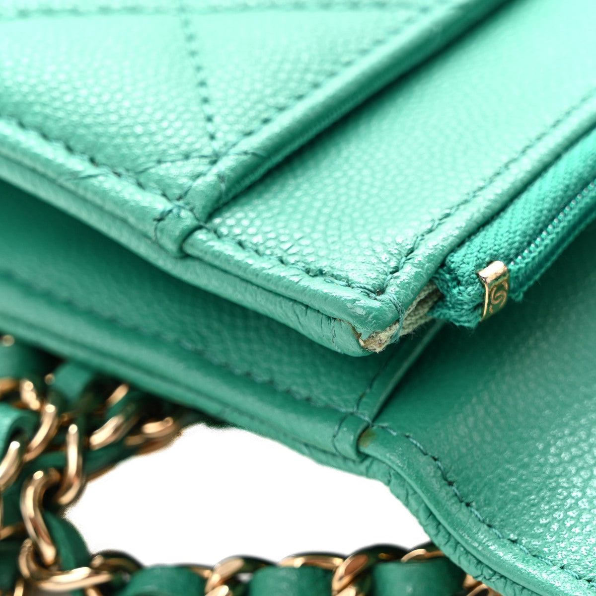 Caviar Quilted Perforated Metal CC Wallet on Chain WOC Green