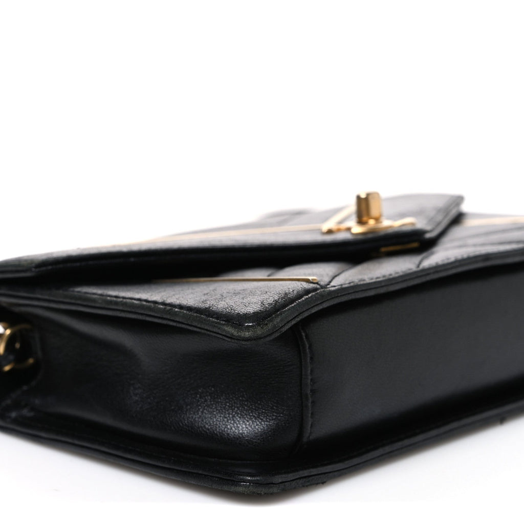 Lambskin Reversed Chevron Quilted Flap Black
