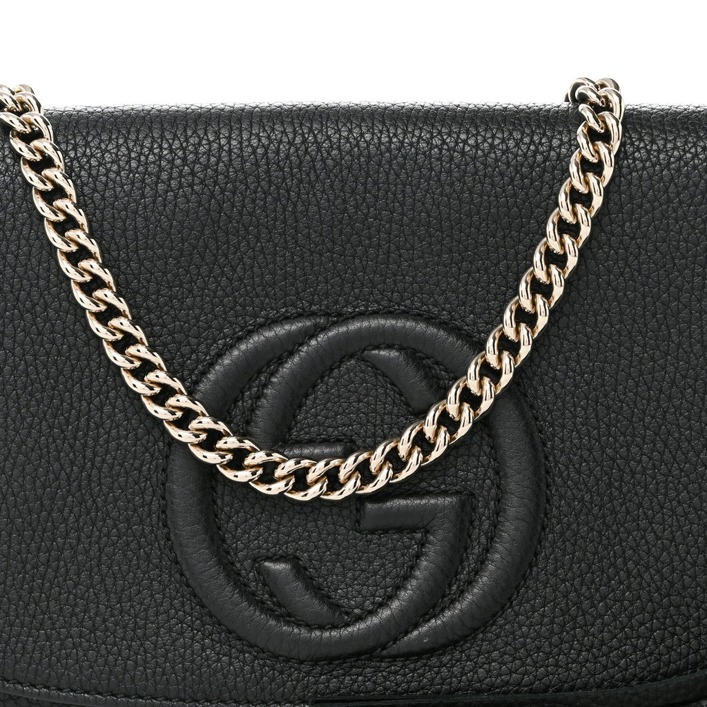 Pebbled Calfskin Medium Soho Flap Crossbody Black