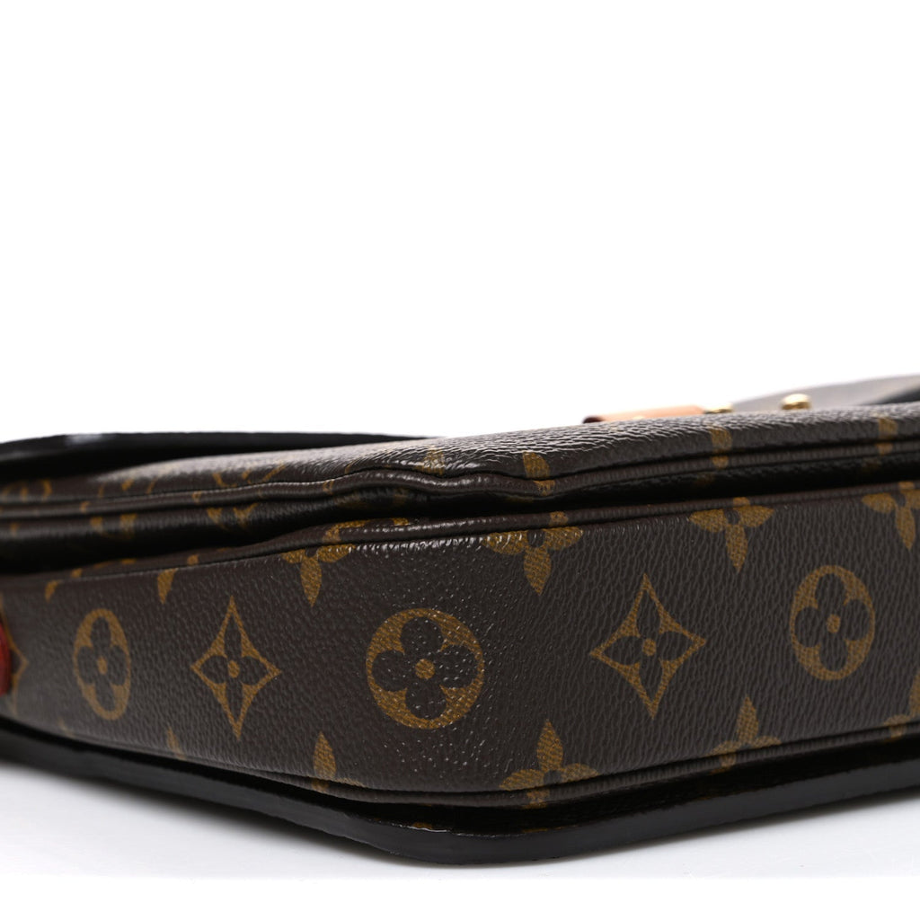 Monogram Pochette Metis