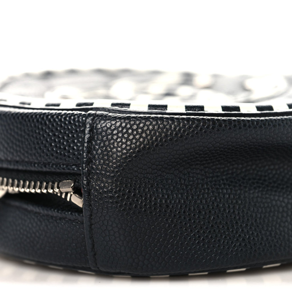 Caviar Quilted Filigree Round Clutch With Chain Black White