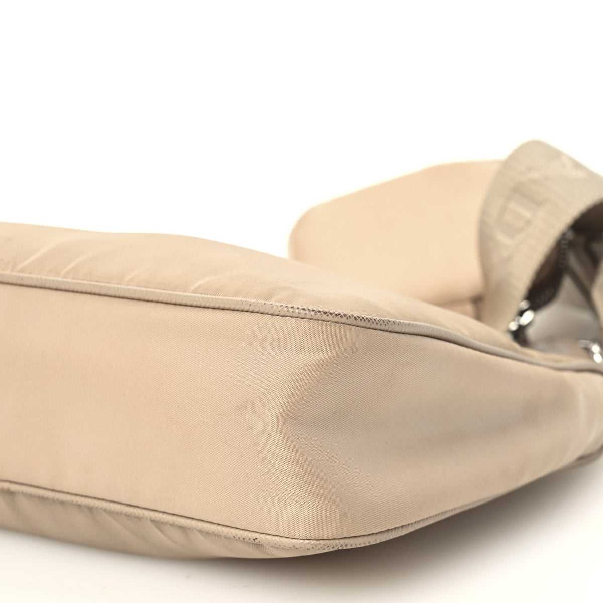 Nylon Re-Edition 2005 Shoulder Bag Cammeo
