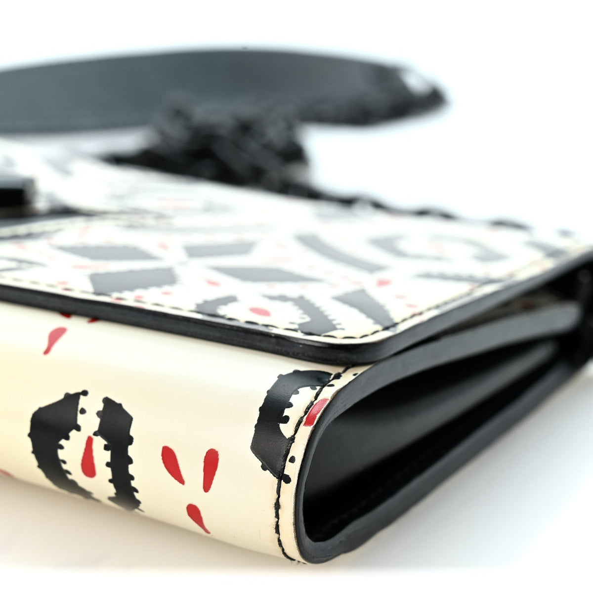 Calfskin Graphic Print Twist Chain Wallet White Black White Black
