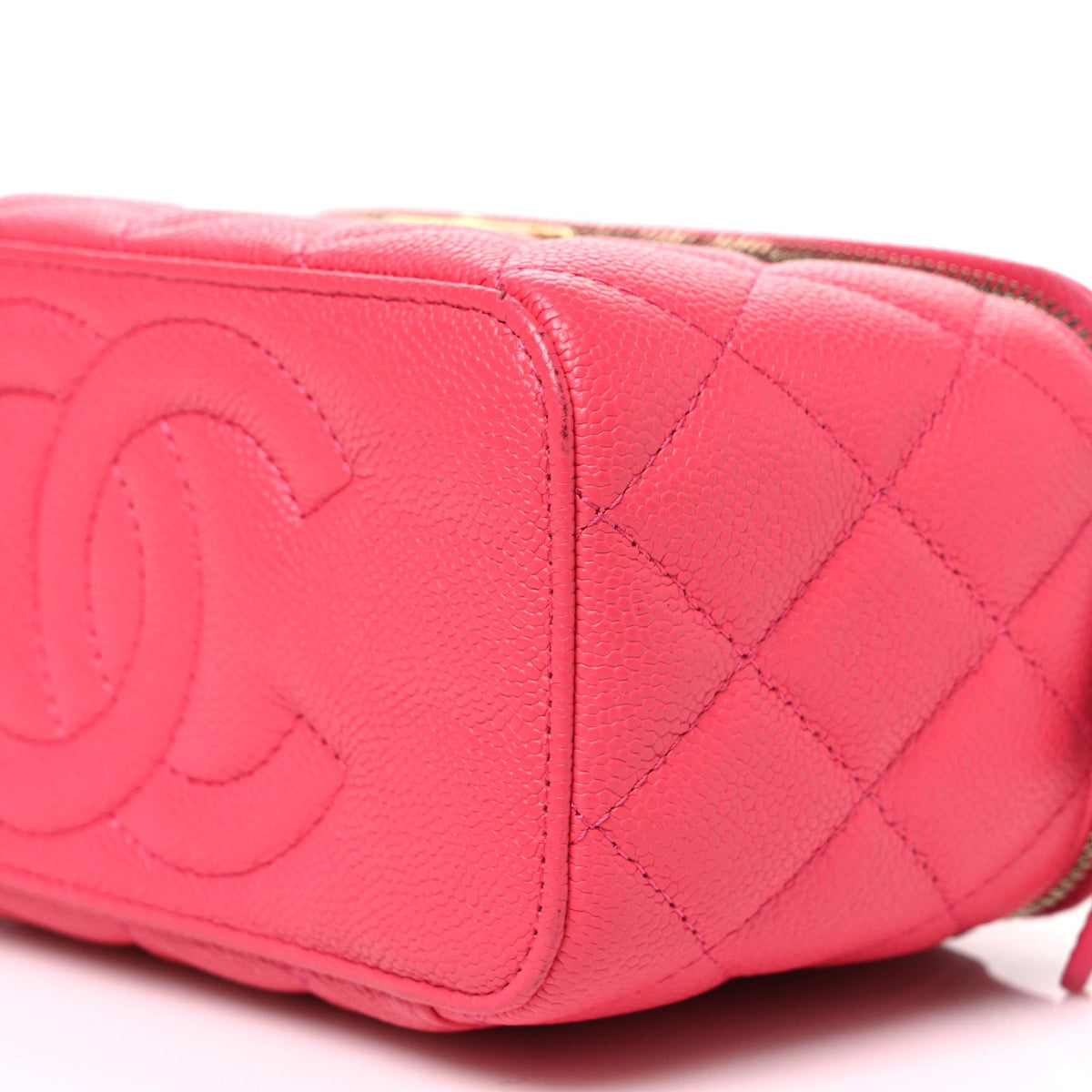 Caviar Quilted Sweetheart Vanity Case Pink