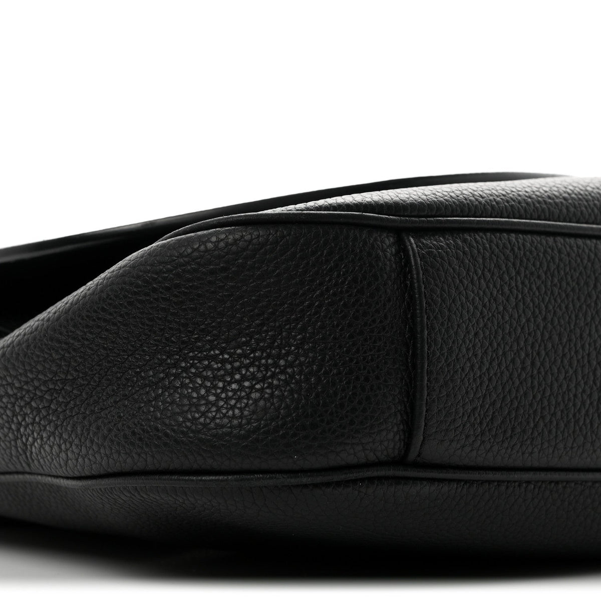 Grained Calfskin Saddle Messenger Bag Black