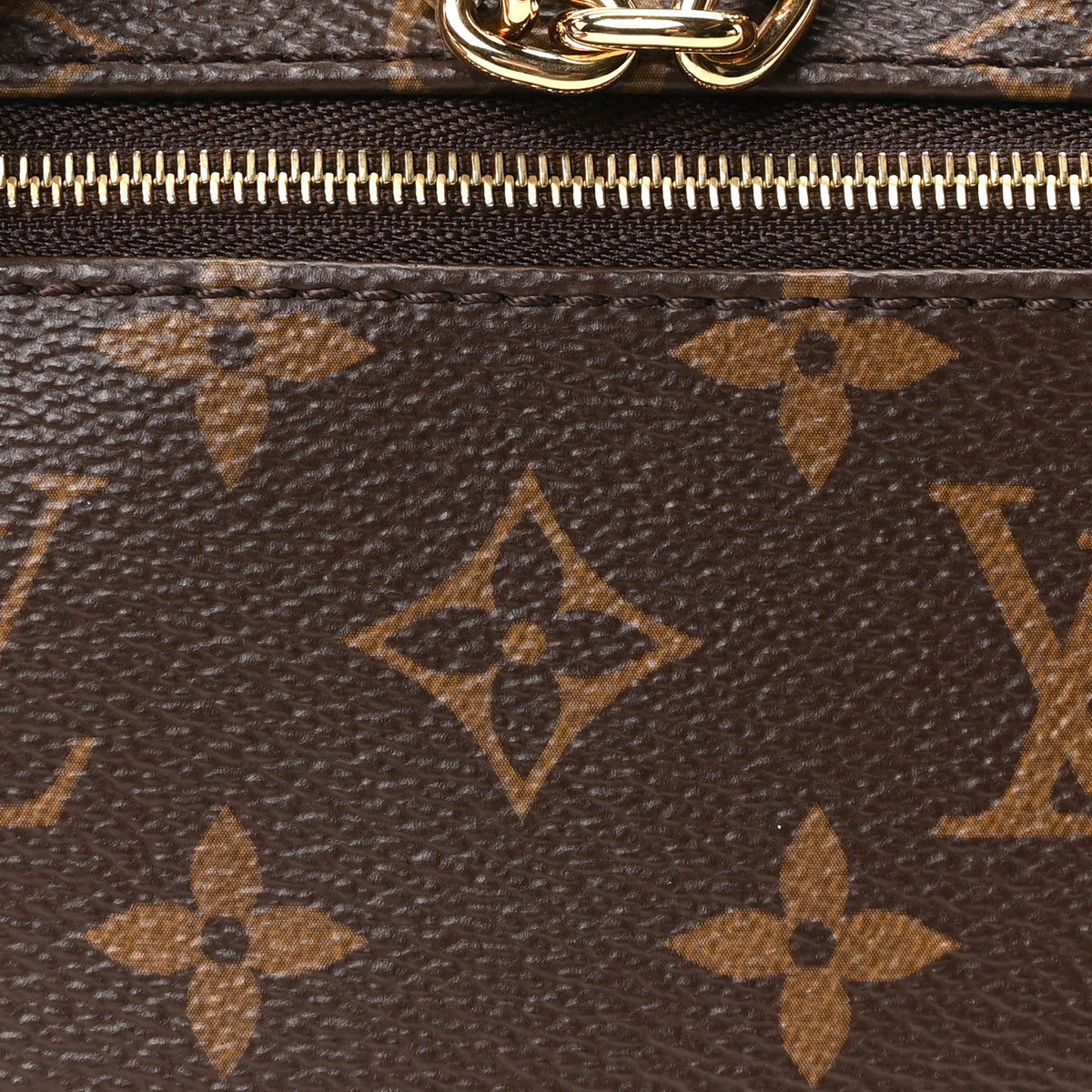 Monogram Loop