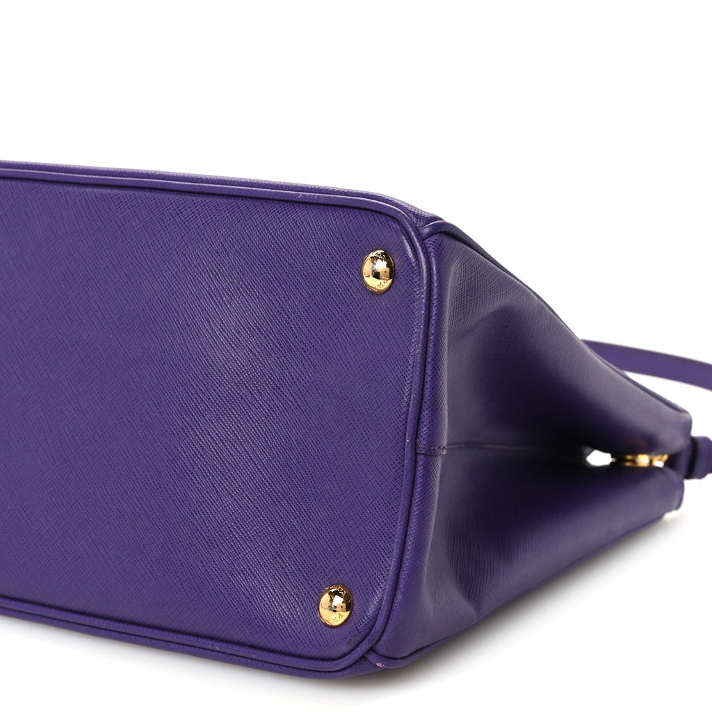Saffiano Medium Galleria Double Zip Tote Viola
