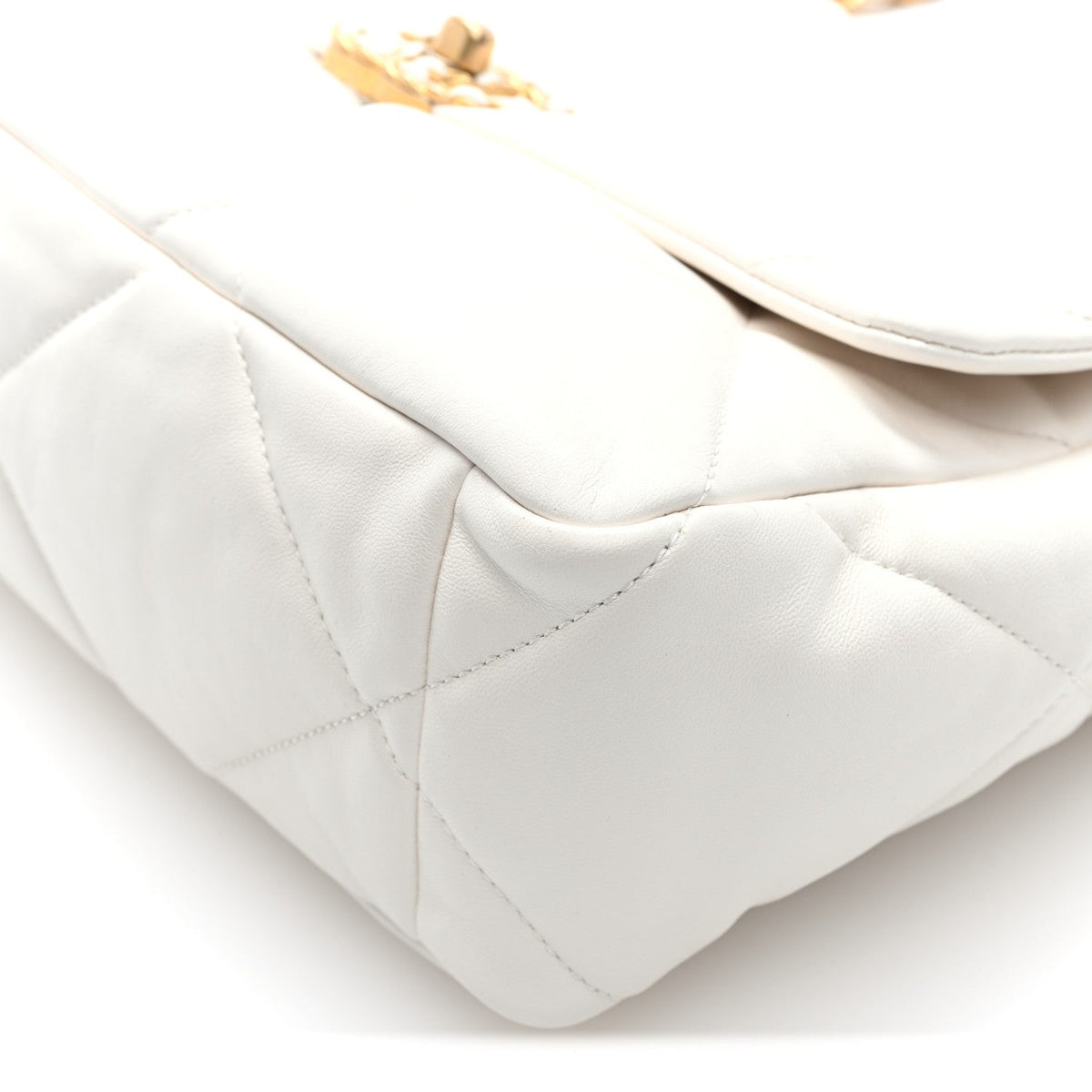 Lambskin Quilted Large Chanel 19 Flap White