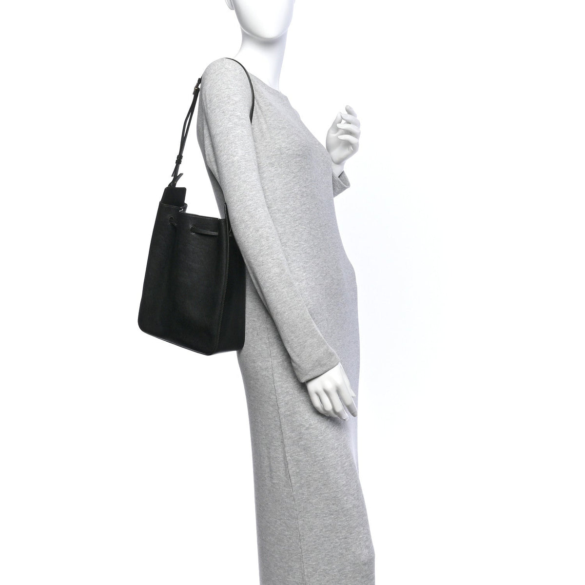 Calfskin Large Bucket Bag New Vert Fonce