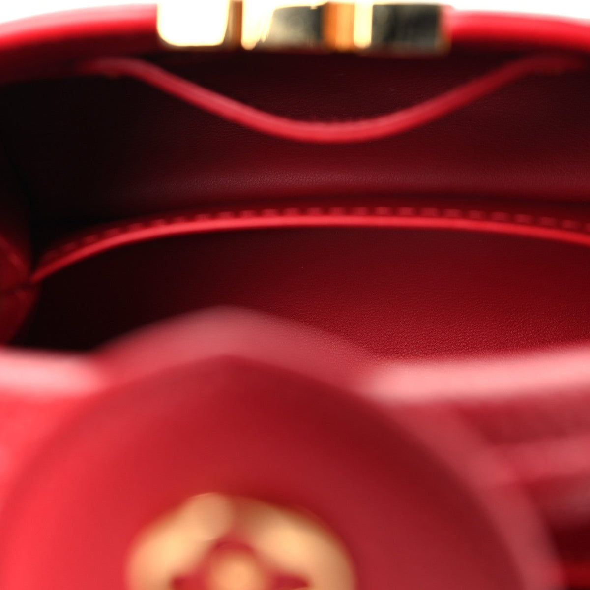 Taurillon Mini Capucines Scarlet