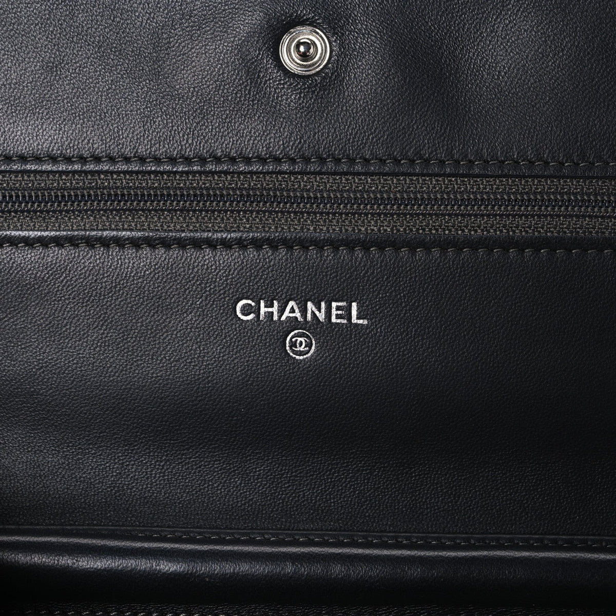 Lambskin Quilted Wallet On Chain WOC Black