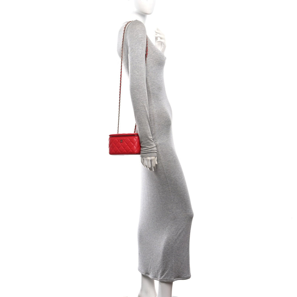 Caviar Quilted Small Vanity Case With Chain Red