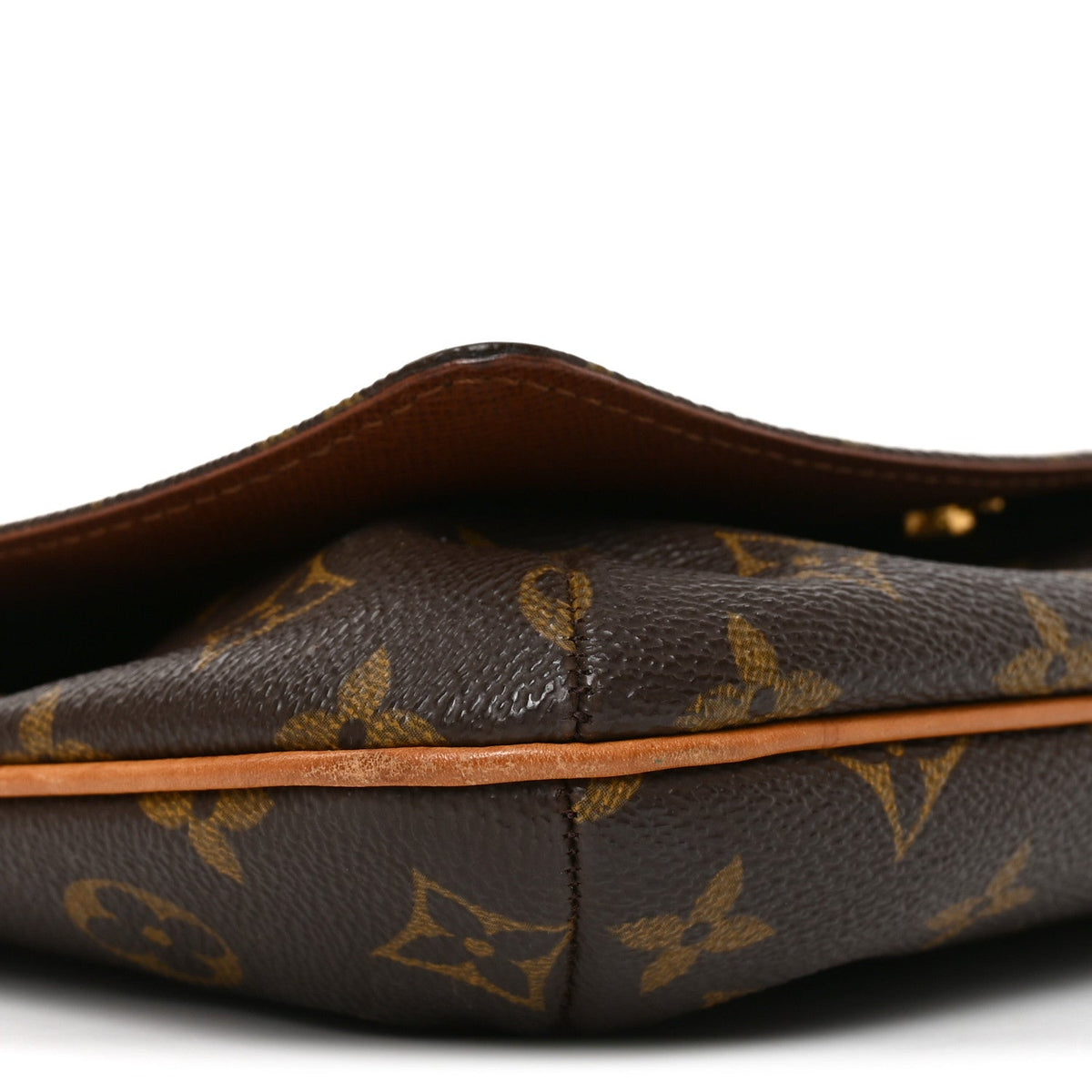Monogram Musette Tango