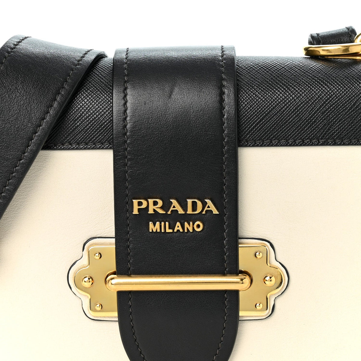 City Calf Saffiano Cahier Bag Talco Black