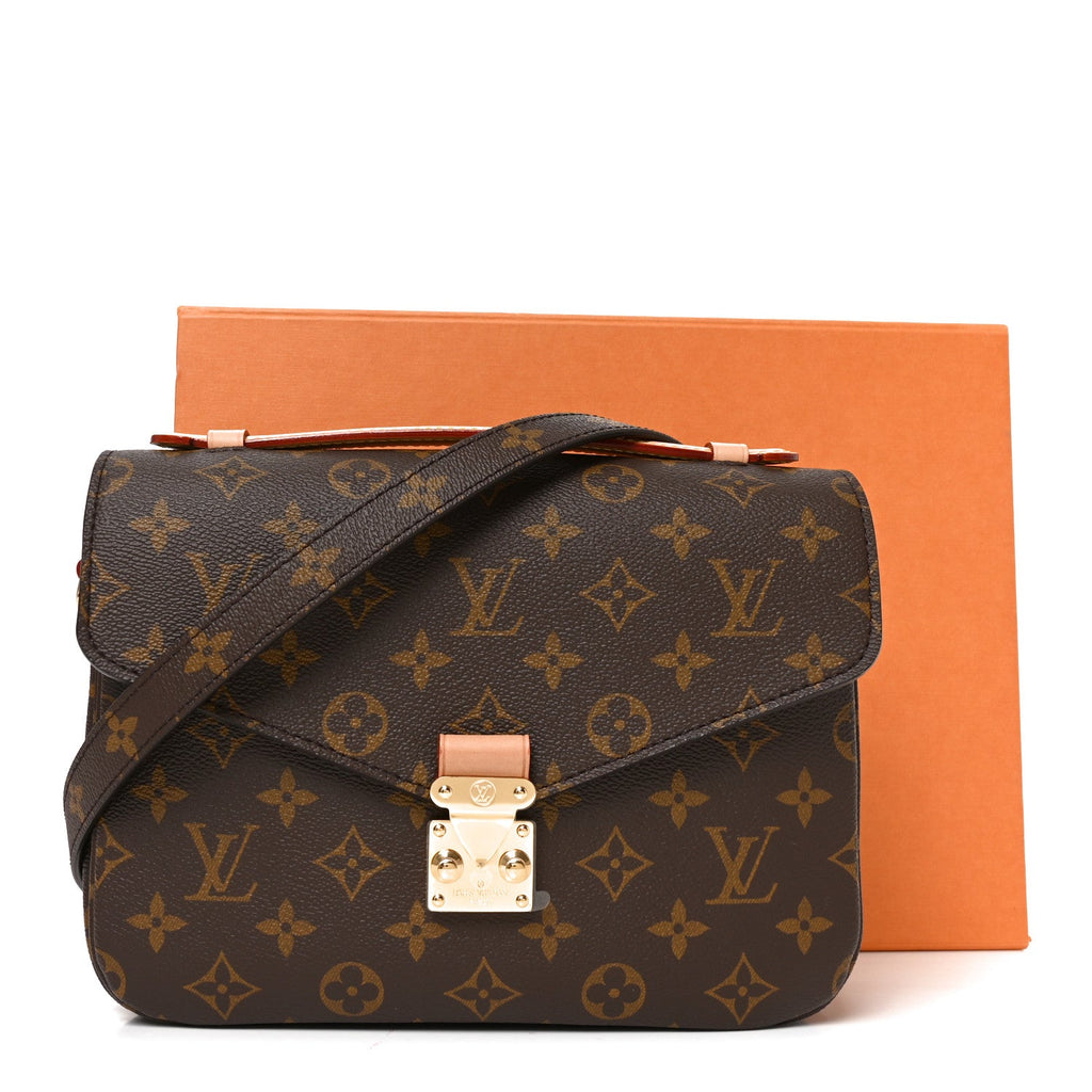 Monogram Pochette Metis