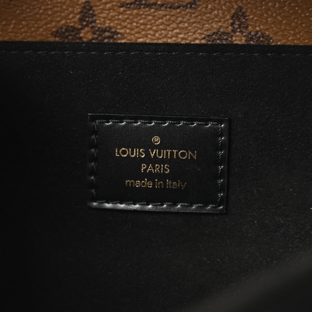 Reverse Monogram Pochette Metis