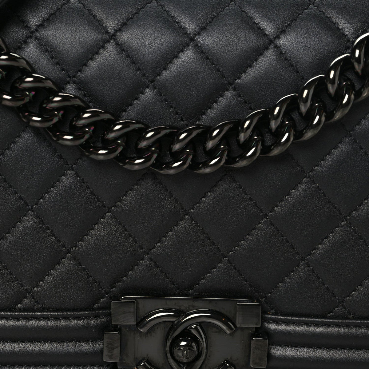 Calfskin Quilted Medium Boy Flap So Black