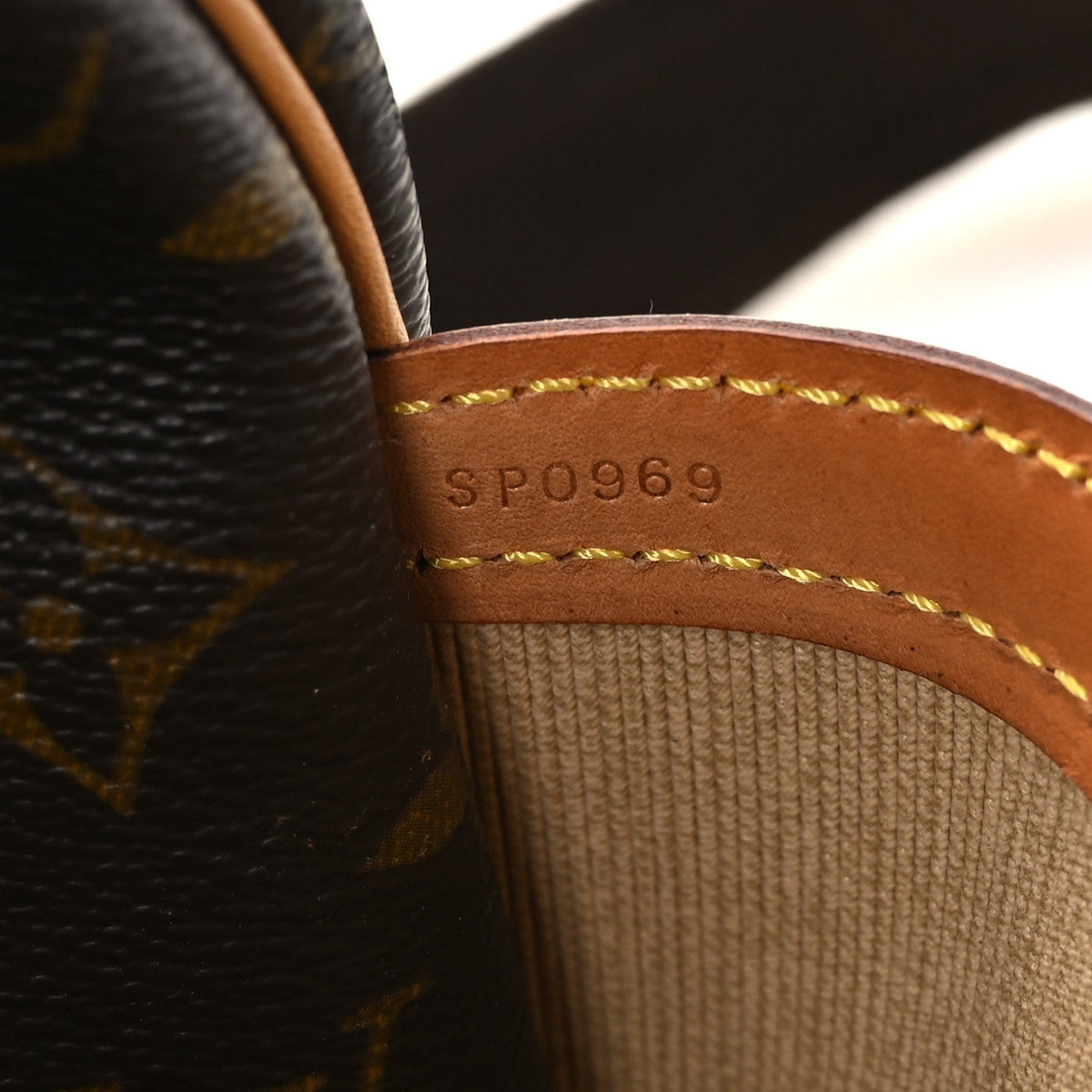Monogram Reporter PM