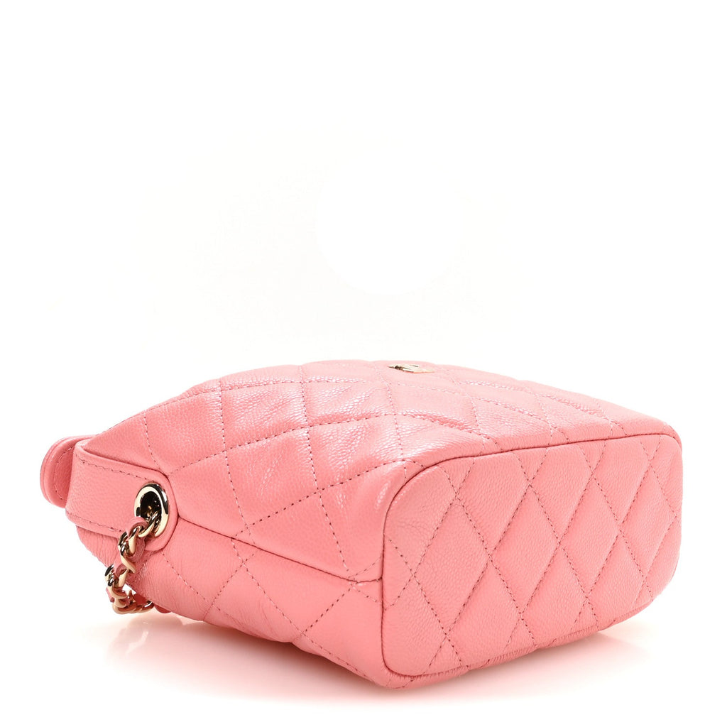 Caviar Quilted Hobo Clutch With Chain Pink