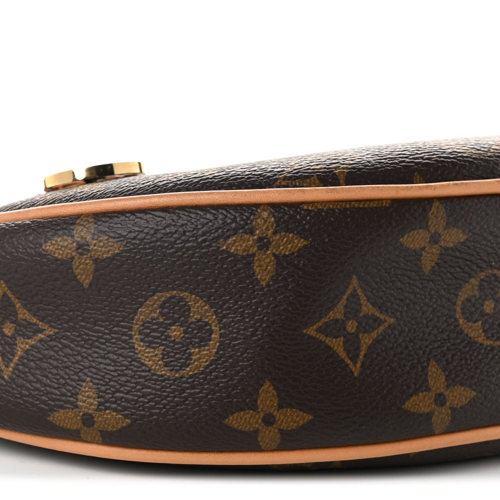 Monogram Loop