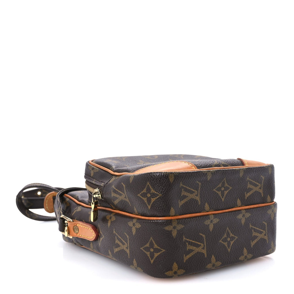 Monogram Amazone